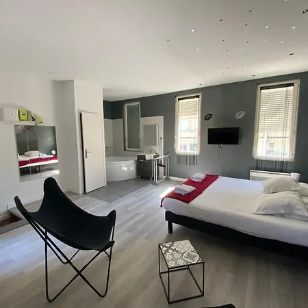 Bienvenus A These - Apartment *